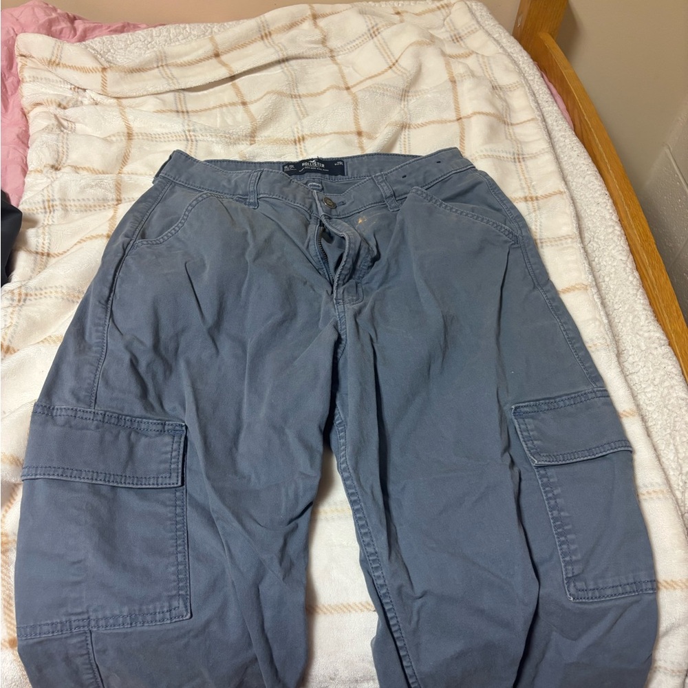 Women’s Gray Cargo Pants